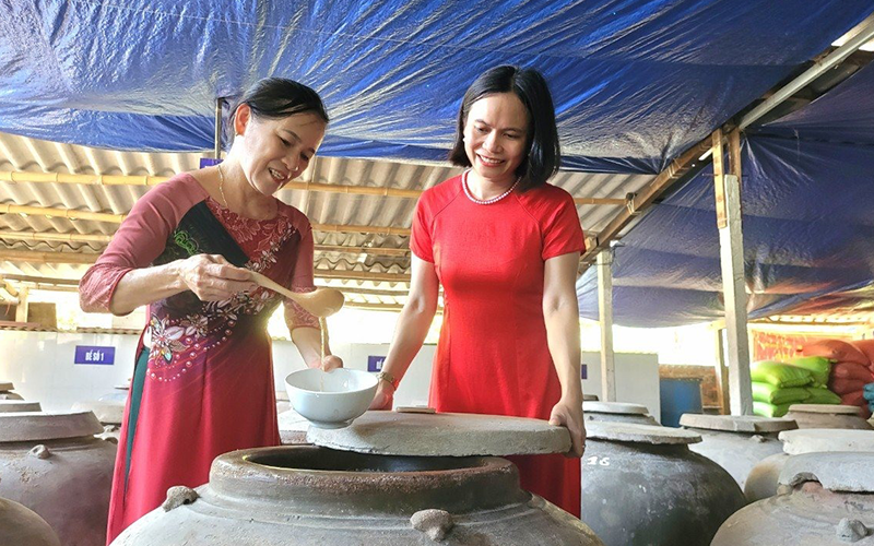 Dự án Nước mắm cá cơm Ngọc Lan: Nâng tầm thương hiệu sản phẩm Làng nghề